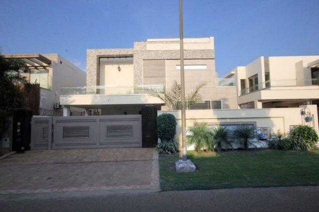 Chohan Offer 1kanal Lower portion  IN DHA Phase 5